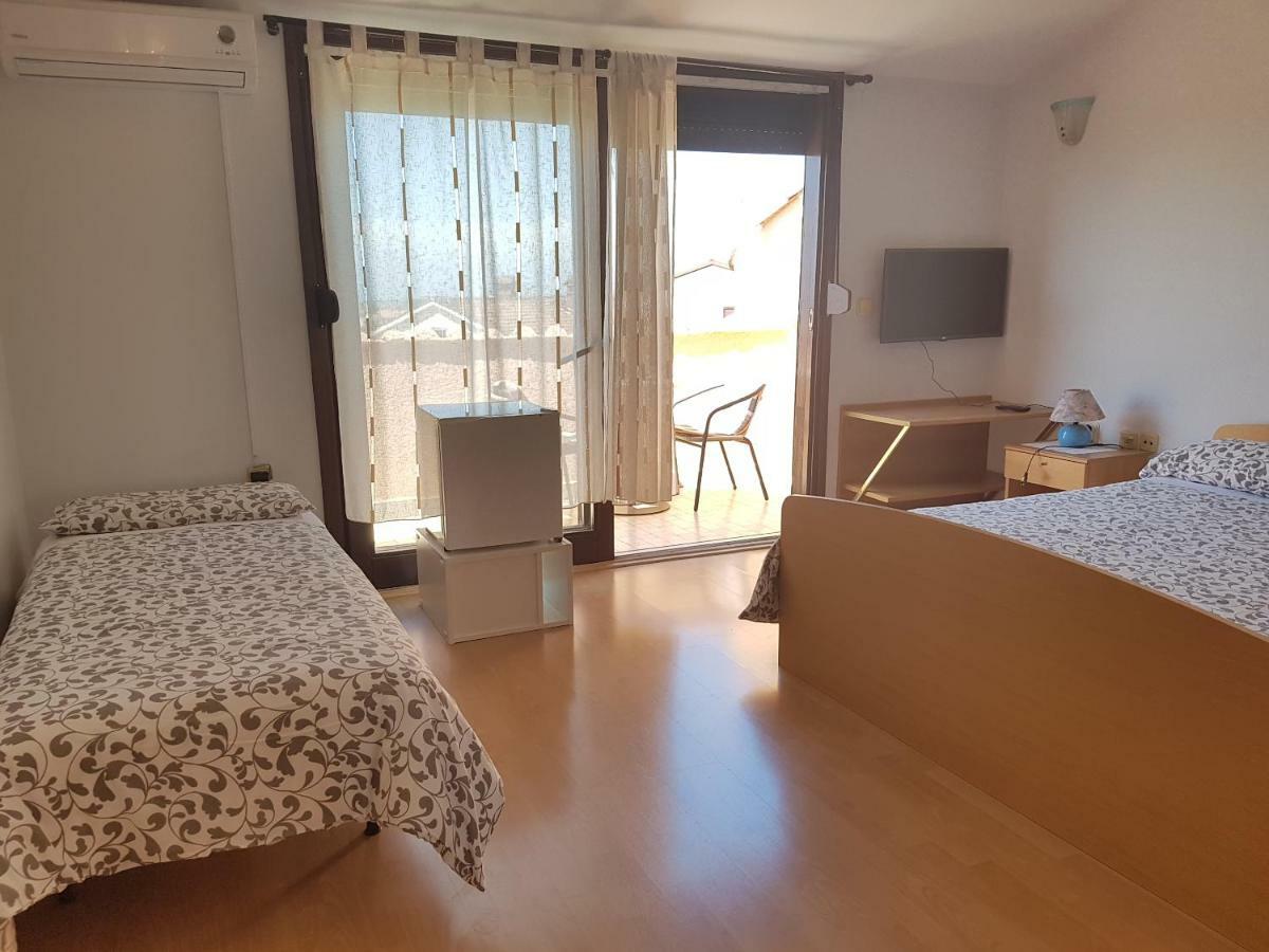 Rooms Siesta Poreč Eksteriør billede