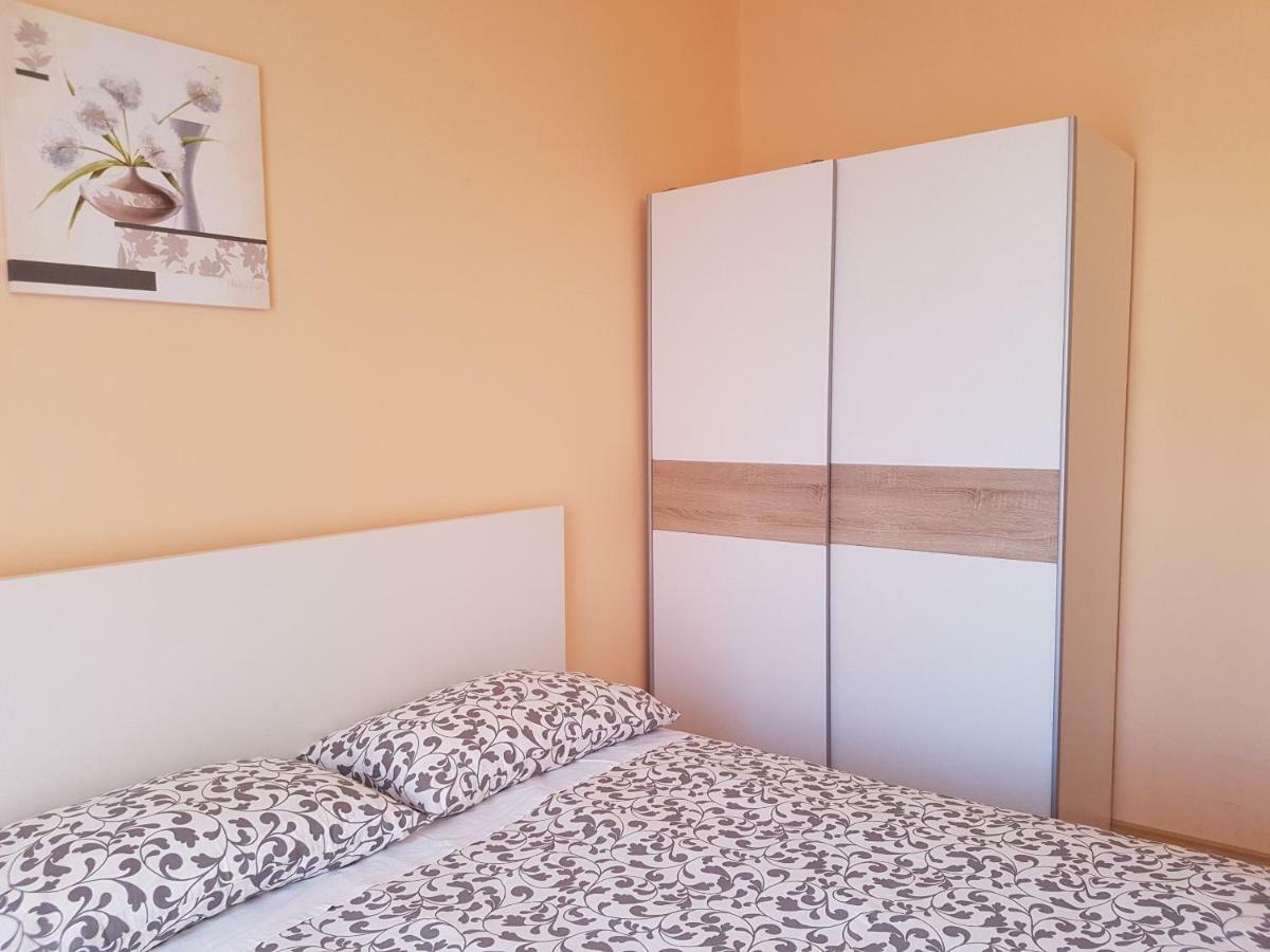 Rooms Siesta Poreč Eksteriør billede