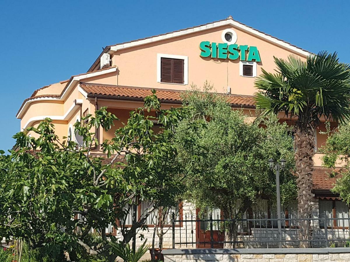 Rooms Siesta Poreč Eksteriør billede
